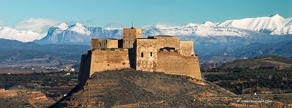 Castillo de Monzón (a 6 km)